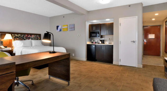 Четырёхместный люкс Hampton Inn Santee-I-95