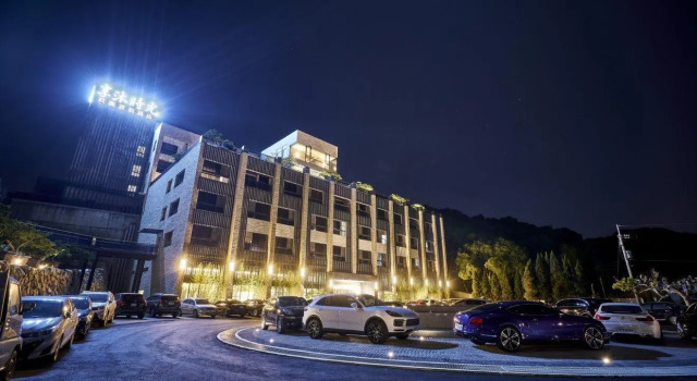 Shine Mood Resort Yuanli, Book Ferieresort Hoteller i Miaoli County med pool, Swimmingpool
