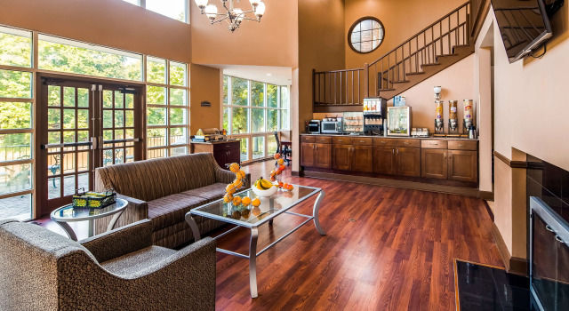 Best Western Plus The Inn & Suites At The Falls, Boek Hotel Poughkeepsie Hudson Valley