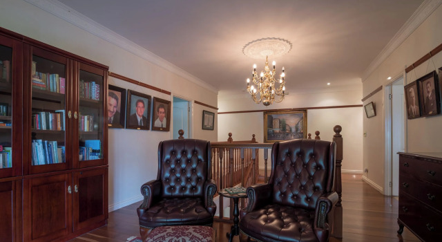 Grove Manor Bed & Breakfast