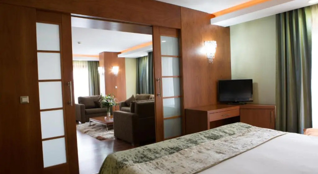 Люкс Executive Limak Ambassadore Hotel Ankara