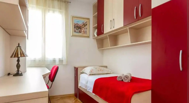 Apartment Ursus, Prenota Appartamento Splitska 