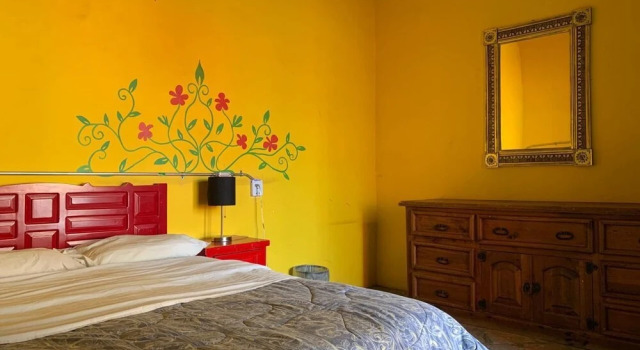 Sukha Hostel San Luis, Забронировать Хостел Сан Луис Потоси Мексика