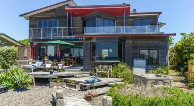 Absolute Beachfront BB, Rezerwuj Hotel Hotele SPA w Hawke&, SPA