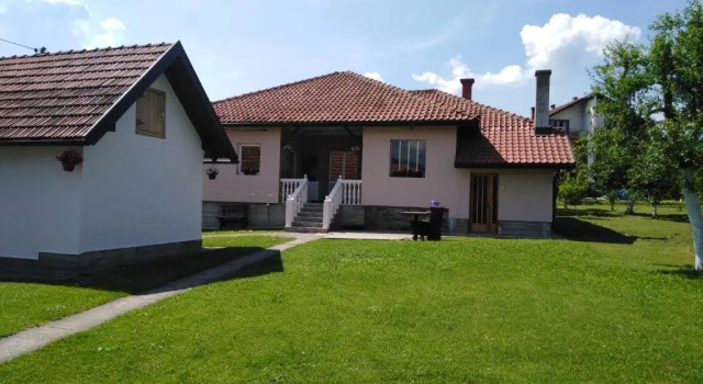 Люкс Deluxe Mala bašta