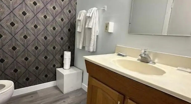 Четырёхместный номер Standard Beach Front Resort