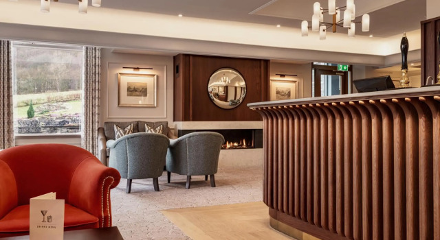 Lodore Falls Hotel & Spa, Забронировать Курортный отель Отели Долины Борроудейл с парковкой, Парковка
