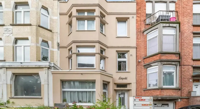 Апартаменты Renovated Apartment Near Beach