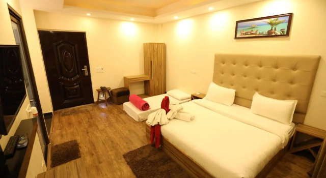 Avenue 18 Resort, Rezerwuj Ośrodek wypoczynkowy Hotele w Uttarakhand z basenem, Basen