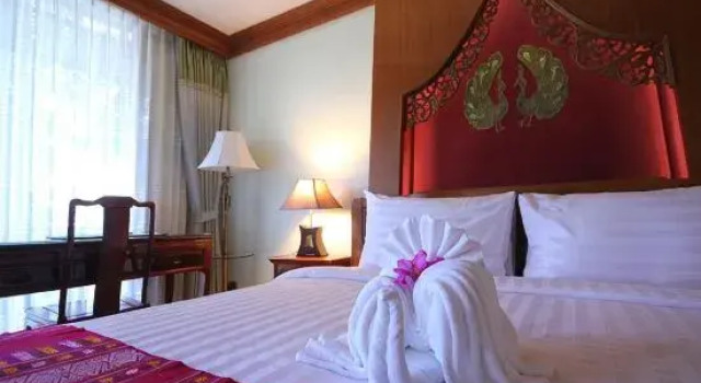 Люкс Luxury Parn Dhevi Riverside Resort & Spa