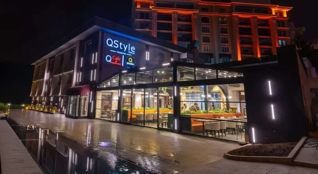 Q Style Hotel
