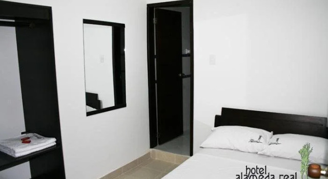 Hotel Plazuela Real, Rezervovat Hotel Hotely v Santander s parkováním, Parkování