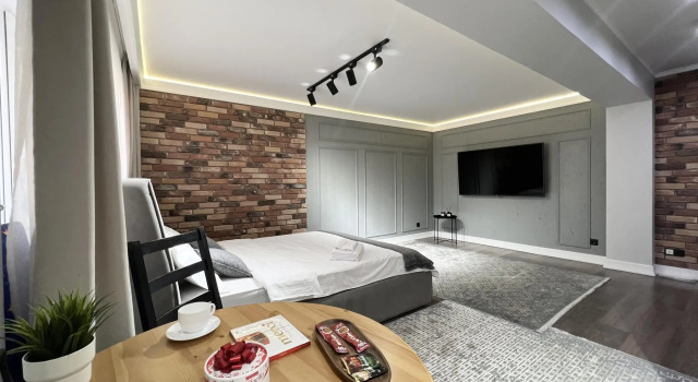 Live on Bakinskaya Street 2, Boek Hotel Hotels in Pavlodar Region met parkeren, Parkeren