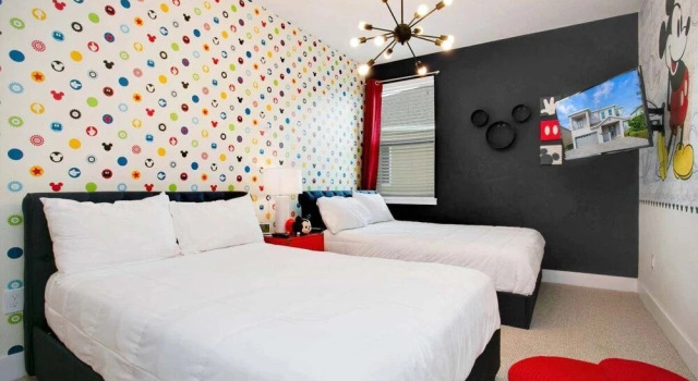Stylish Family Home Private Pool/spa 10min to Theme Park Sleeps 22 En101