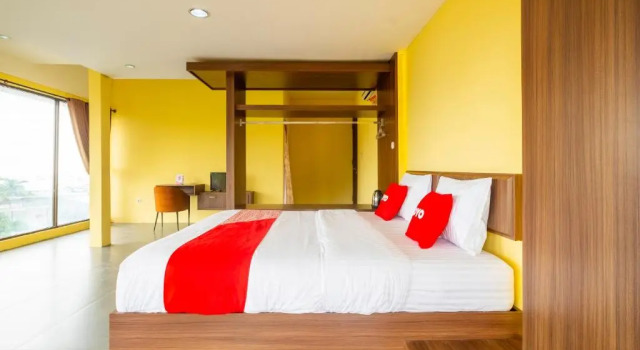 Люкс Deluxe Capital O 1973 Guest House Toserba Selamat Syariah Pelabuhan Ratu