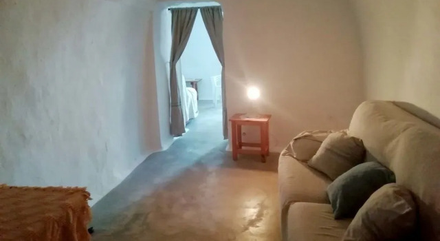 Cueva El Ermitaño, Reservar Hotel Baza Granada