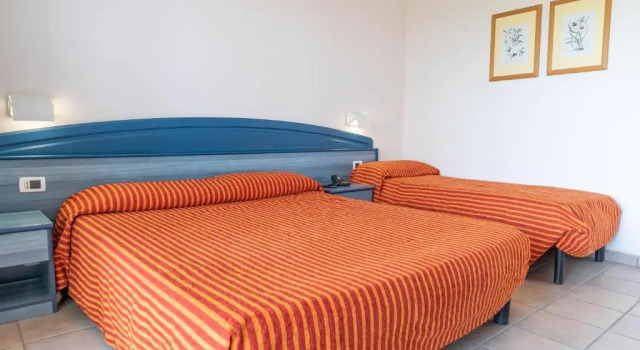 Трёхместный номер Standard Nicotera Beach Village