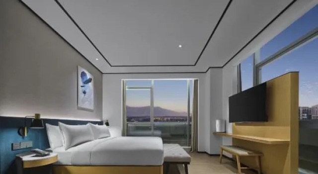 Люкс Premier Hilton Garden Inn Beiiing Haidian Daoxiang Lake