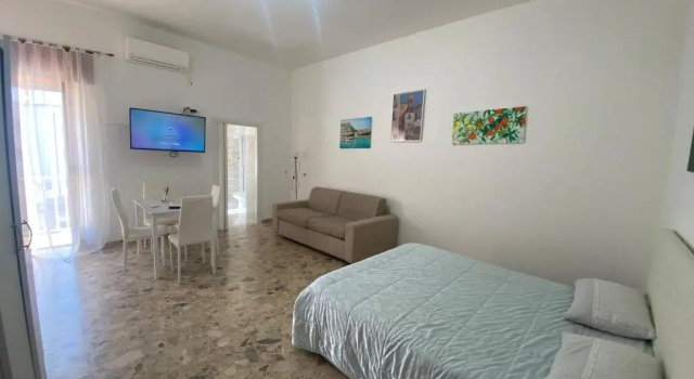 6 Civico d’arte, Book Hotel Rodi Garganico Foresta Umbra