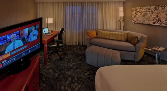 Двухместный номер Standard с балконом Courtyard by Marriott Providence Warwick