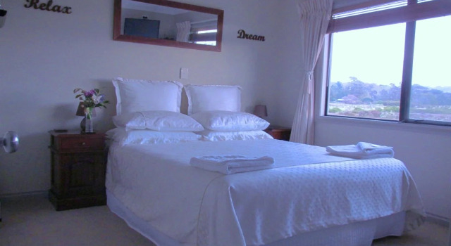 Mangrove Manor Bed & Breakfast, Забронировать Отель Отели и гостиницы Коромандел, Отель