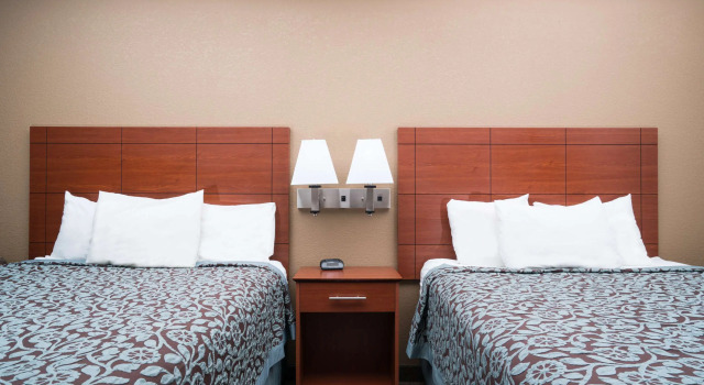 Days Inn by Wyndham Mankato, Varaa Hotelli Hotellit Minnesota pysäköinnillä, Pysäköinti