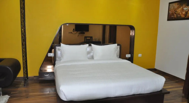 Люкс Hotel Only Suites