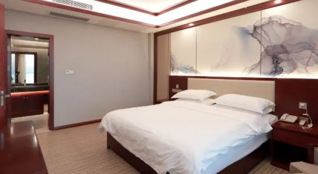 Люкс Deluxe Huoqiudu International Hotel