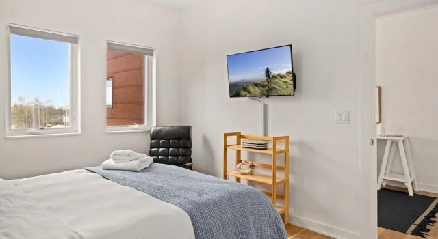 Tourmaline Loft - Monthly or 2 Week Discounts!, จอง โรงแรม Bentonville Northwest Arkansas
