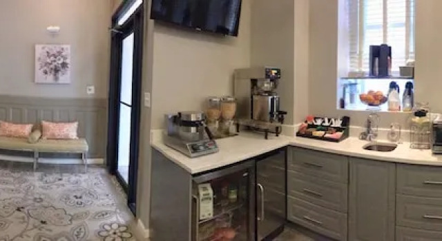 Midtown Suites