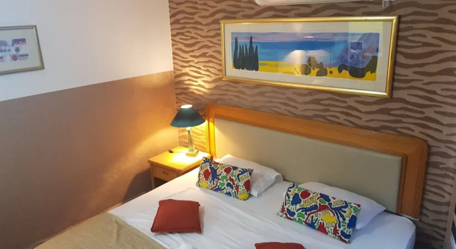 Suite doble con vista al jardín City Suites