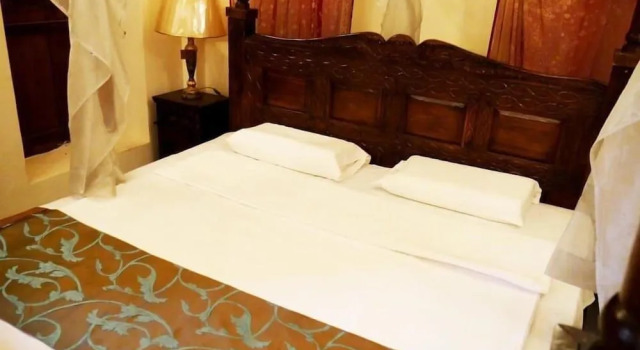 Heritage Home Guest House, Забронировать Отель Бур-Дубай Дубай, рядом с Круизный терминал компании Seawings в порту Рашид