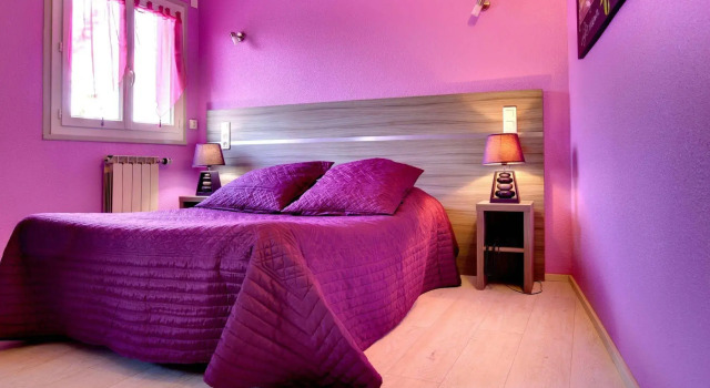 Centrotel, Book Ferieresort Hoteller i Montmarault med parkering, Parkering