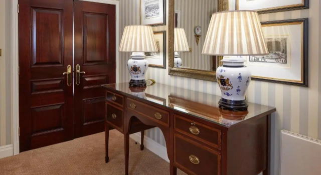Апартаменты Deluxe с 2 комнатами Cheval Thorney Court at Hyde Park