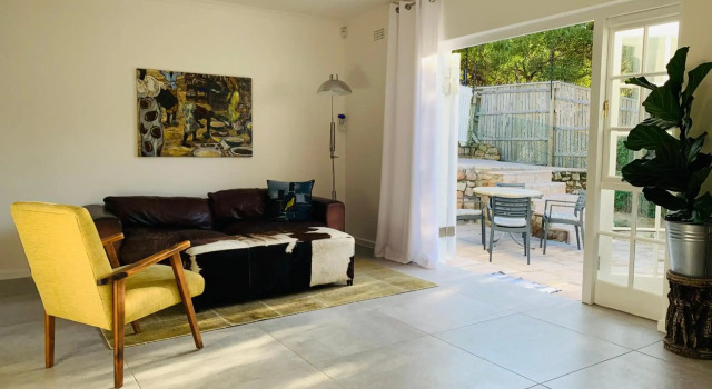 BEAUTIFUL VIEW Garden Apartment, Забронировать Апартаменты/квартира Отели Cape Peninsula с парковкой, Парковка