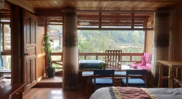 Двухместный номер Standard с балконом Dong Village Hotel