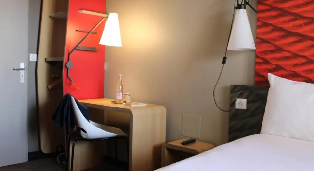 Двухместный номер Comfort с балконом ibis Saint Gratien - Enghien-Les-Bains