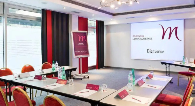 Номер Standard с 2 комнатами Hôtel Mercure Lyon Centre Charpennes Parc de la Tête dOr