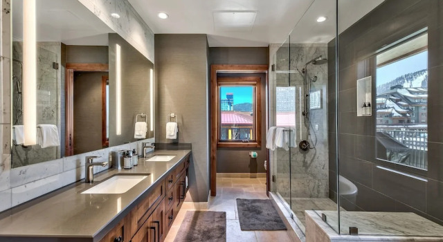 Номер Standard Luxury Three Bedroom Residence Steps From Heavenly Village Condo