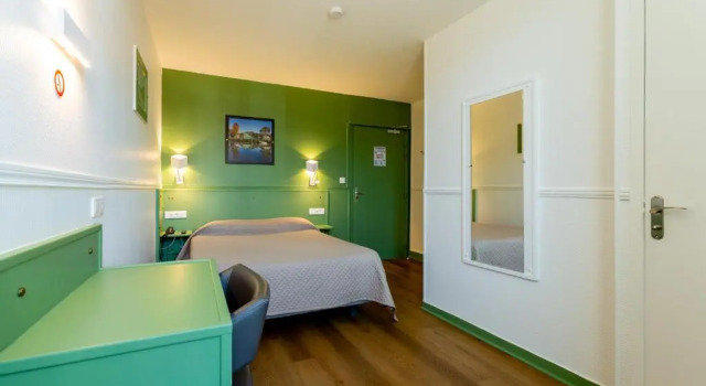 Номер Classic CitHotel Le Regina Bordeaux Gare Saint-Jean