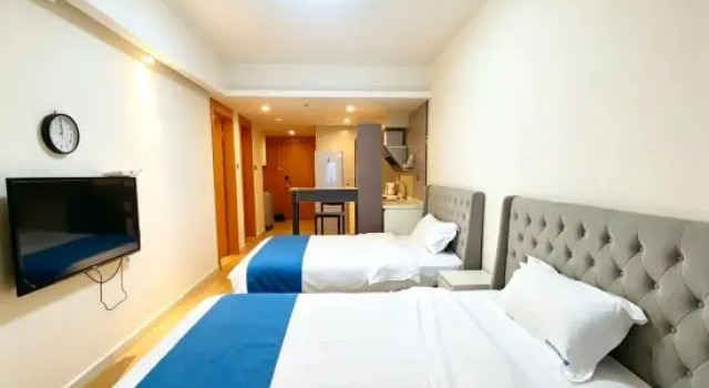 Семейный люкс c 1 комнатой с балконом и с видом на море Xiyue Lijing Resort Apartment (Shanwei Poly Jinchowan Branch)