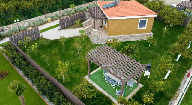 Cottage Desa Green Homes