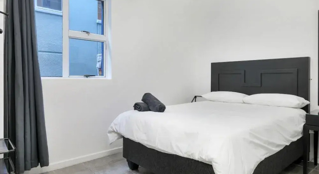 Номер Economy Inn & Out Express Sea Point