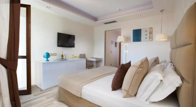 Двухместный номер Standard с частичным видом на море Nastro Azzurro Resort