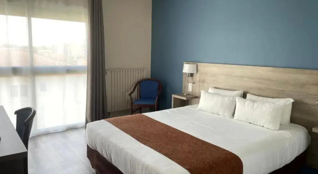 Одноместный номер Standard Grand Hotel