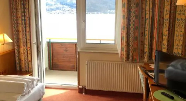 Двухместный номер Standard с балконом Hotel Attersee