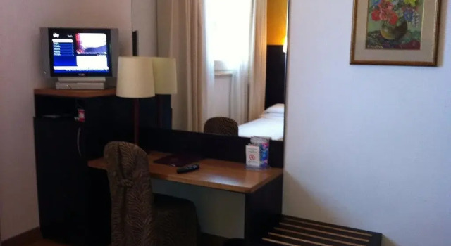 Hotel Villa Alessandra, Book Hotel 3-stjernede hoteller i Alanno, 3*