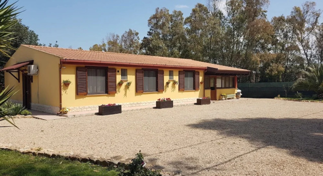 Guesthouse Pintadera, Забронировать Отель «постель и завтрак» Санта-Мария-ла-Пальма Sardinia North