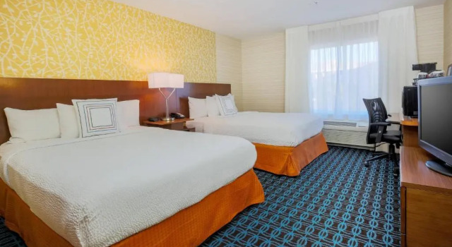 Четырёхместный номер Standard Fairfield by Marriott Inn & Suites Las Vegas Stadium Area