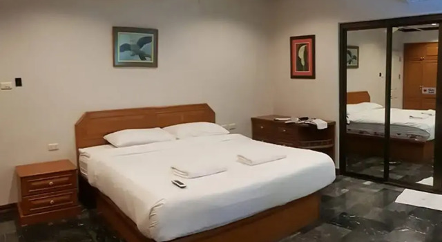 Baan Troy